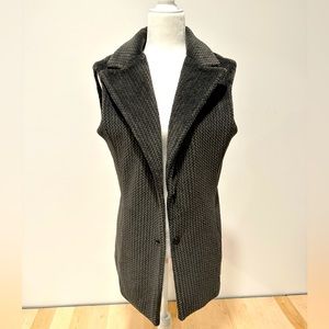 Dudley Stephens Gray chevron vest, size Medium